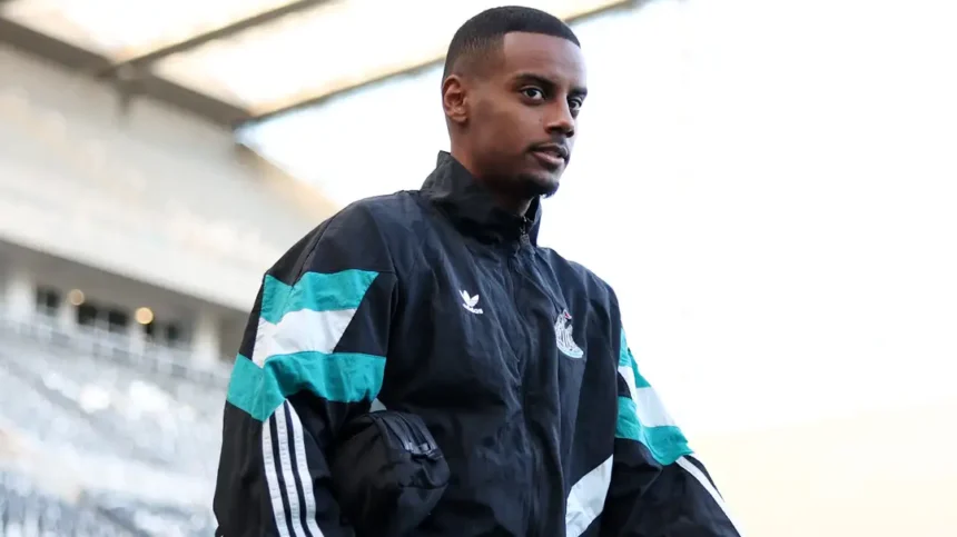 Liverpool Set to Offload Three Stars to Fund £150m Move for Alexander Isak