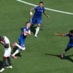 Palmer celebrates with teammates