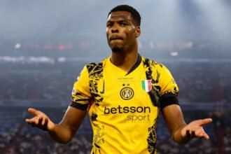Denzel Dumfries was reportedly a transfer target for Barcelona this summer.