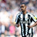 Alexander Isak’s Contract Standoff-Should Buy-Out Clauses Be Standard in Football