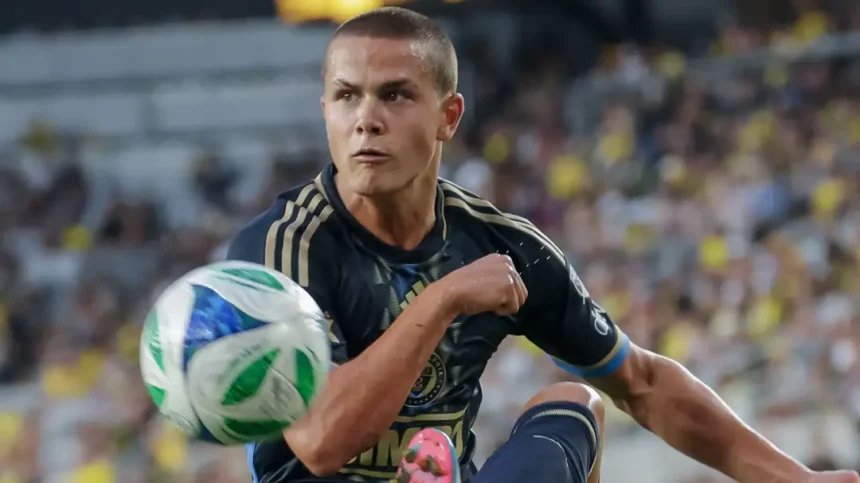 Cavan Sullivan Shares Inside Look at Manchester City Training