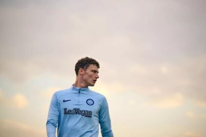 Benjamin Pavard looks set to leave Inter in the final weeks of the transfer window.