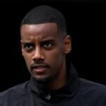 Alexander Isak is pushing for a move to Liverpool before the window shuts.