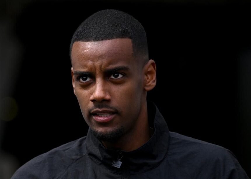 Alexander Isak is pushing for a move to Liverpool before the window shuts.