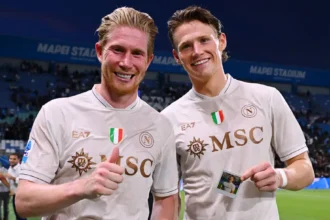Scott McTominay Seeks Advice from Kevin De Bruyne