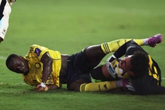 Sadio Mane sees red as Al-Nassr edge Al-Ittihad in Hong Kong thriller