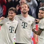 Diaz (R) is full of praise for Kane (C)