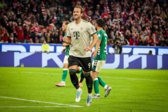 Harry Kane celebrates against Werder Bremen