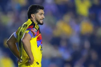 Henry Martín Returns for Club América Ahead of Historic Clásico Nacional vs Chivas