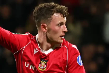 Wrexham 2-0 Reading: Nathan Broadhead brace fires Red Dragons into Carabao Cup fourth round