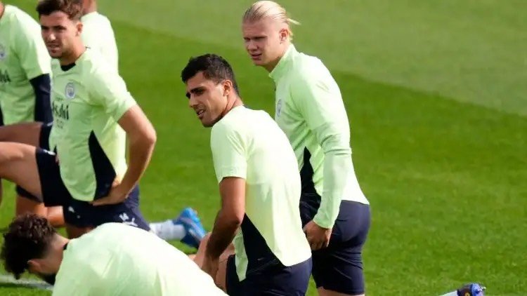 Manchester City duo Rodri and Erling Haaland.