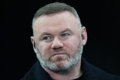 Wayne Rooney has commented on Liverpool.